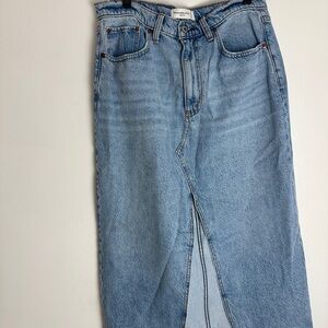 Women's Abercrombie Light Wash Denim Midi Skirt 30